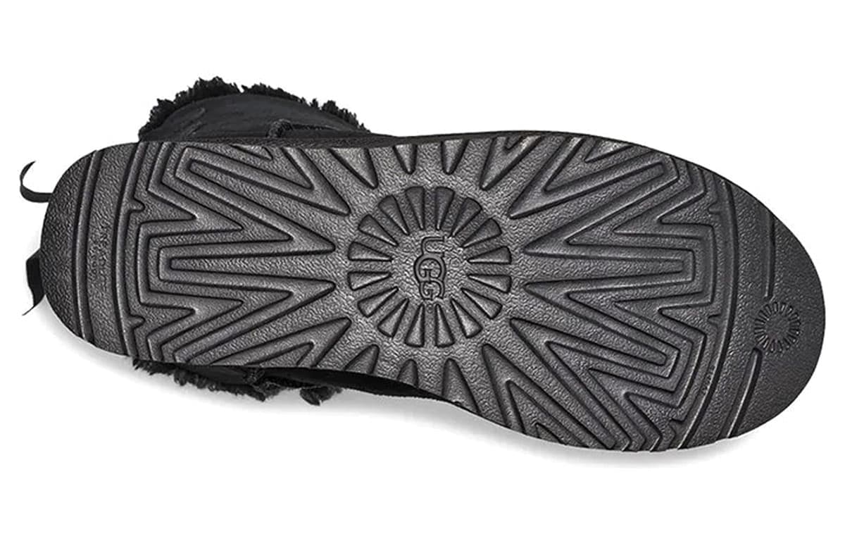 Ботинки зимние UGG Short Bow Stiefel - изображение 6
