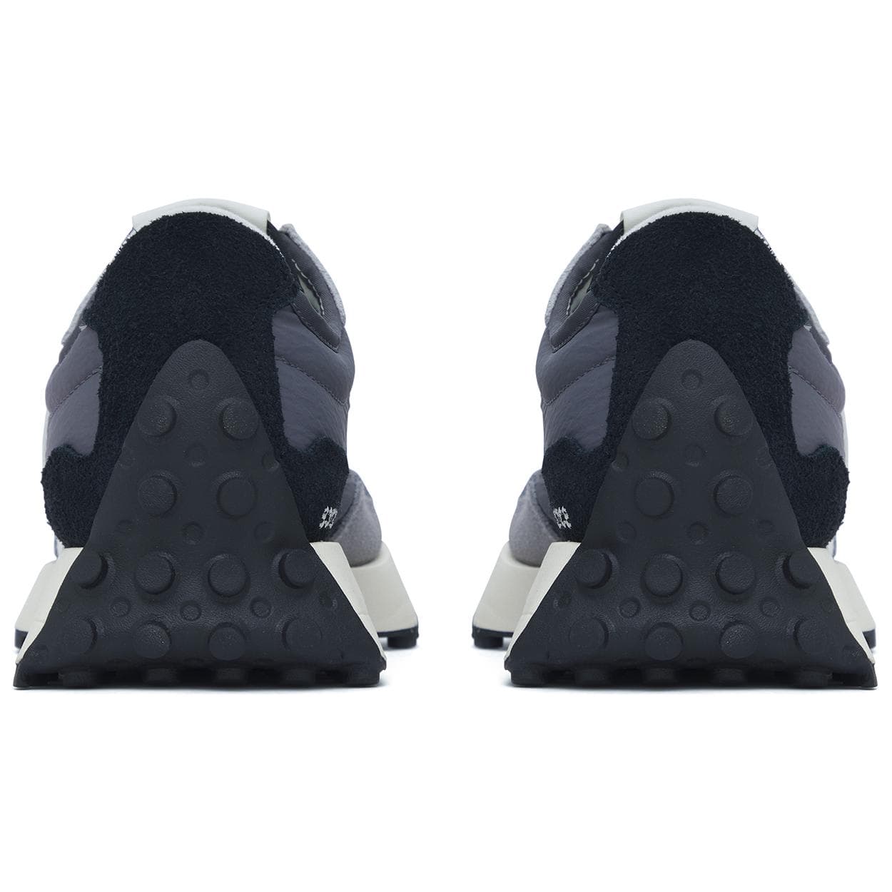 Кроссовки New Balance 327 Black Grey - изображение 5