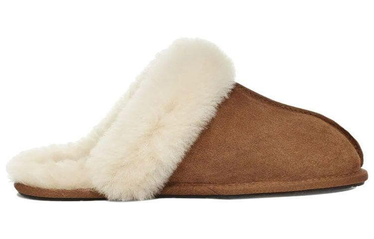 Сандалии UGG Scuffette II Brown - изображение 2