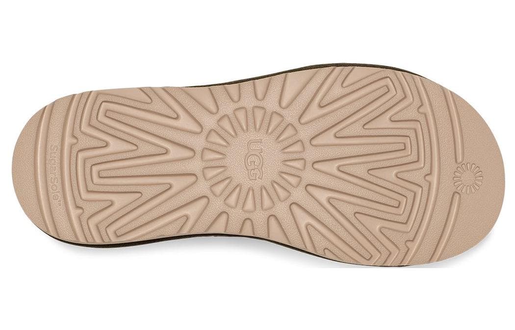 UGG Classic Sandal - изображение 6