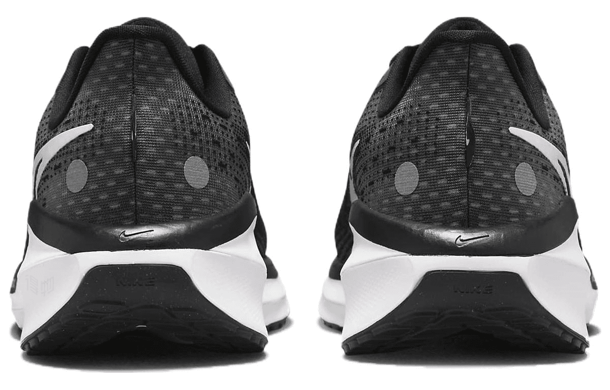 Кроссовки для бега Nike Vomero 17 Black — фото 3