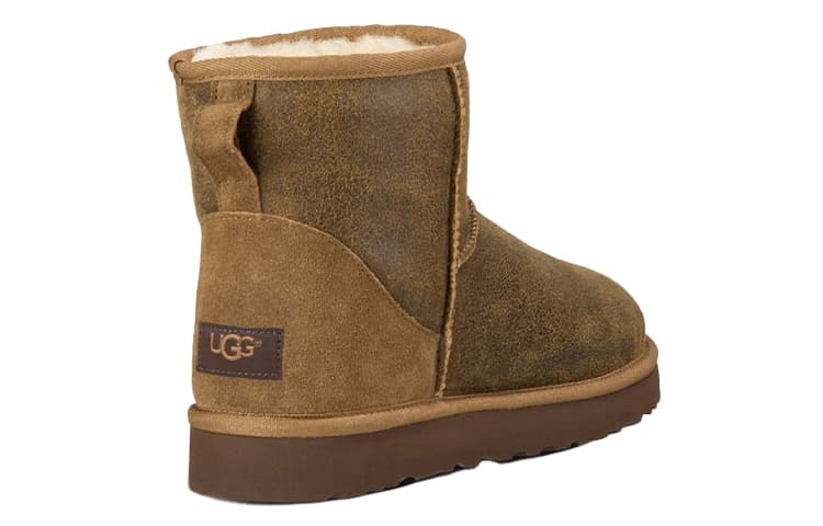 Ботинки зимние UGG CLASSIC MINI - изображение 4