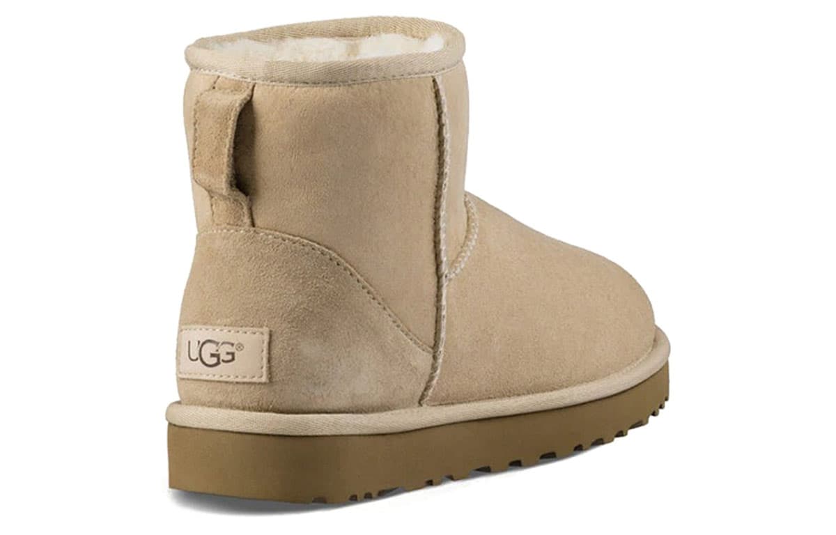 Ботинки зимние UGG CLASSIC MINI II - изображение 4