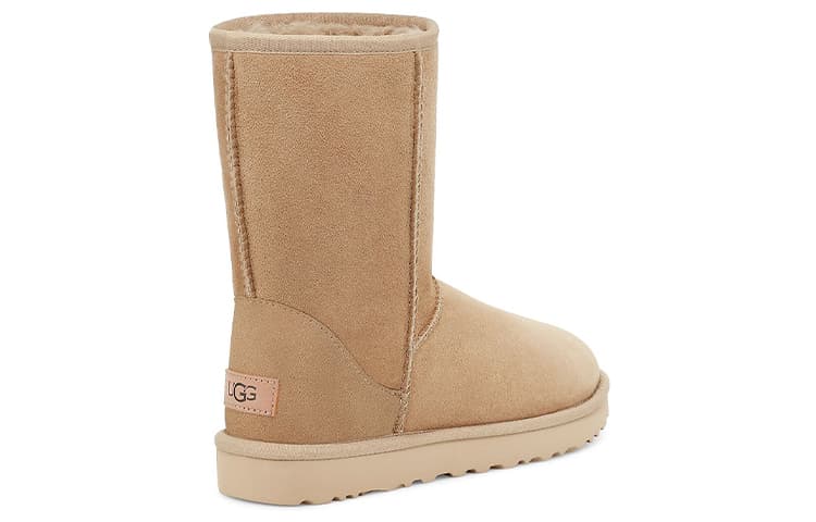Ботинки зимние UGG Classic Short II - изображение 4