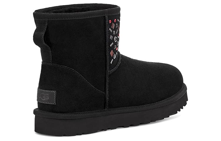 Ботинки зимние UGG Classic Mini Stud II Black Women's - изображение 4