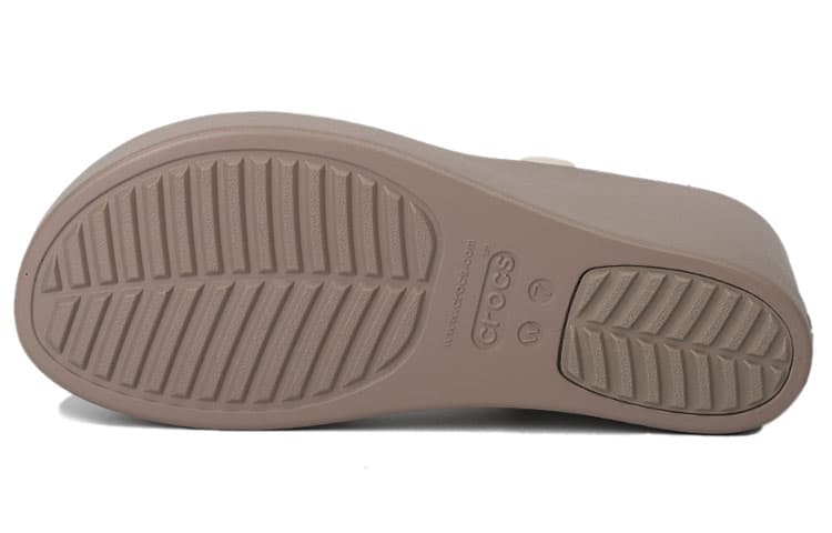 Шлёпанцы Crocs - изображение 4