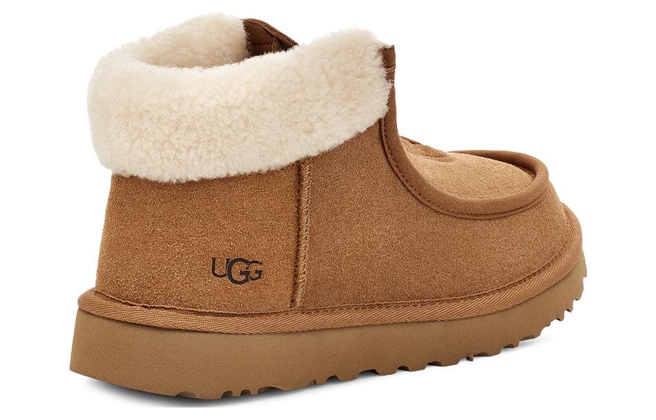 Ботинки зимние UGG Short Boot - изображение 4