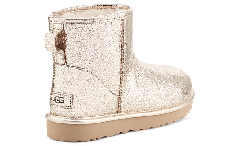 Ботинки зимние UGG CLASSIC MINI - изображение 3