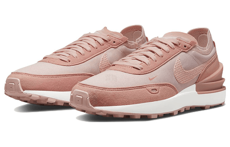 Кроссовки Nike Waffle One Ess - изображение 3