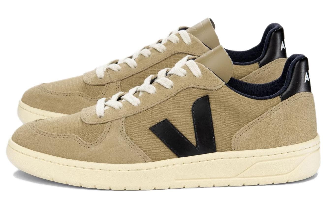 Кроссовки VEJA - изображение 1