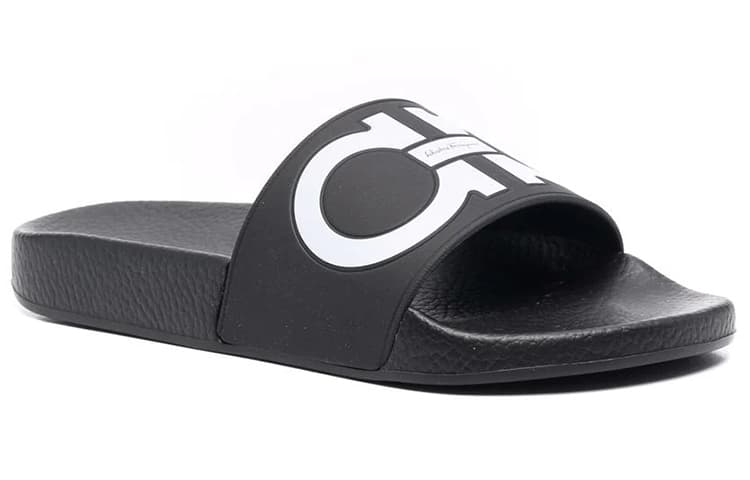 Сандалии Ferragamo Gancini Print Open Toe Sandals Black - изображение 3