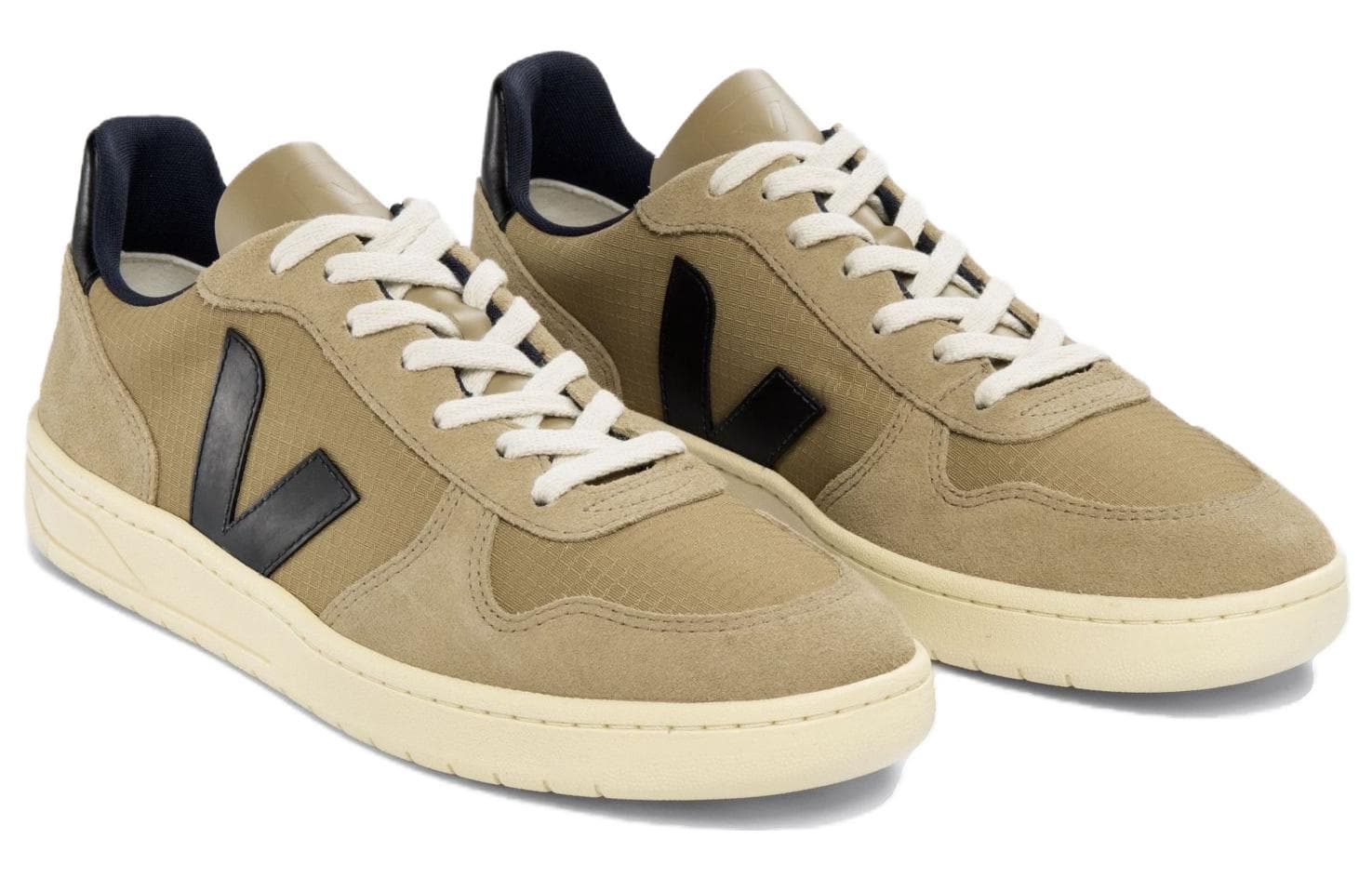 Кроссовки VEJA - изображение 3