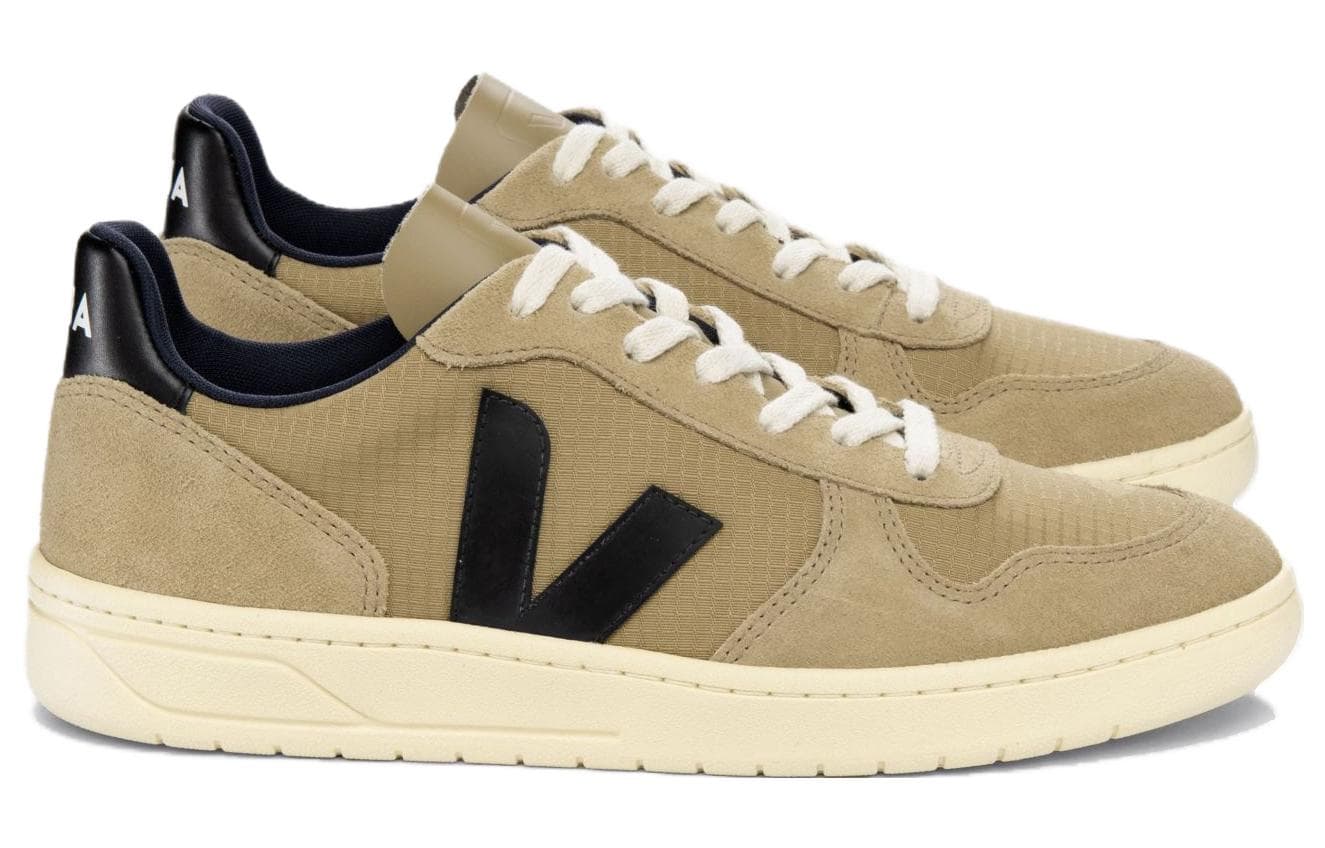Кроссовки VEJA - изображение 2