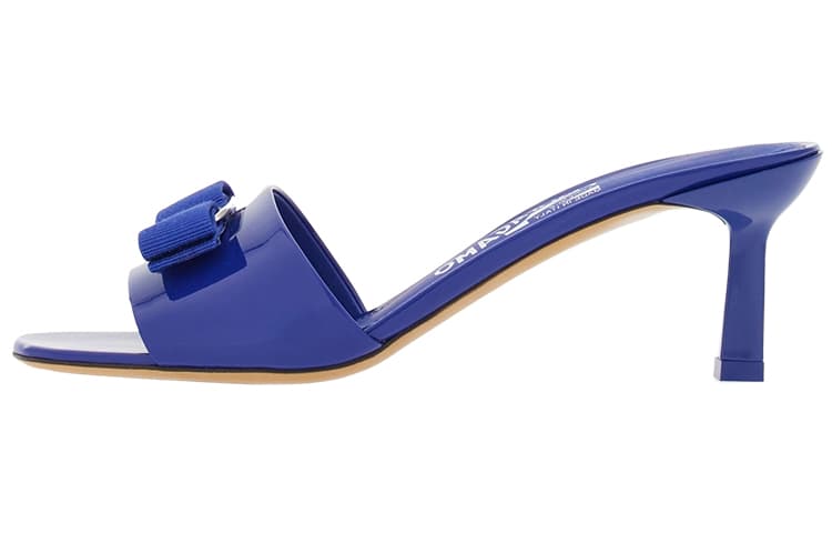 Сандалии FERRAGAMO Vara 5.5cm - изображение 1
