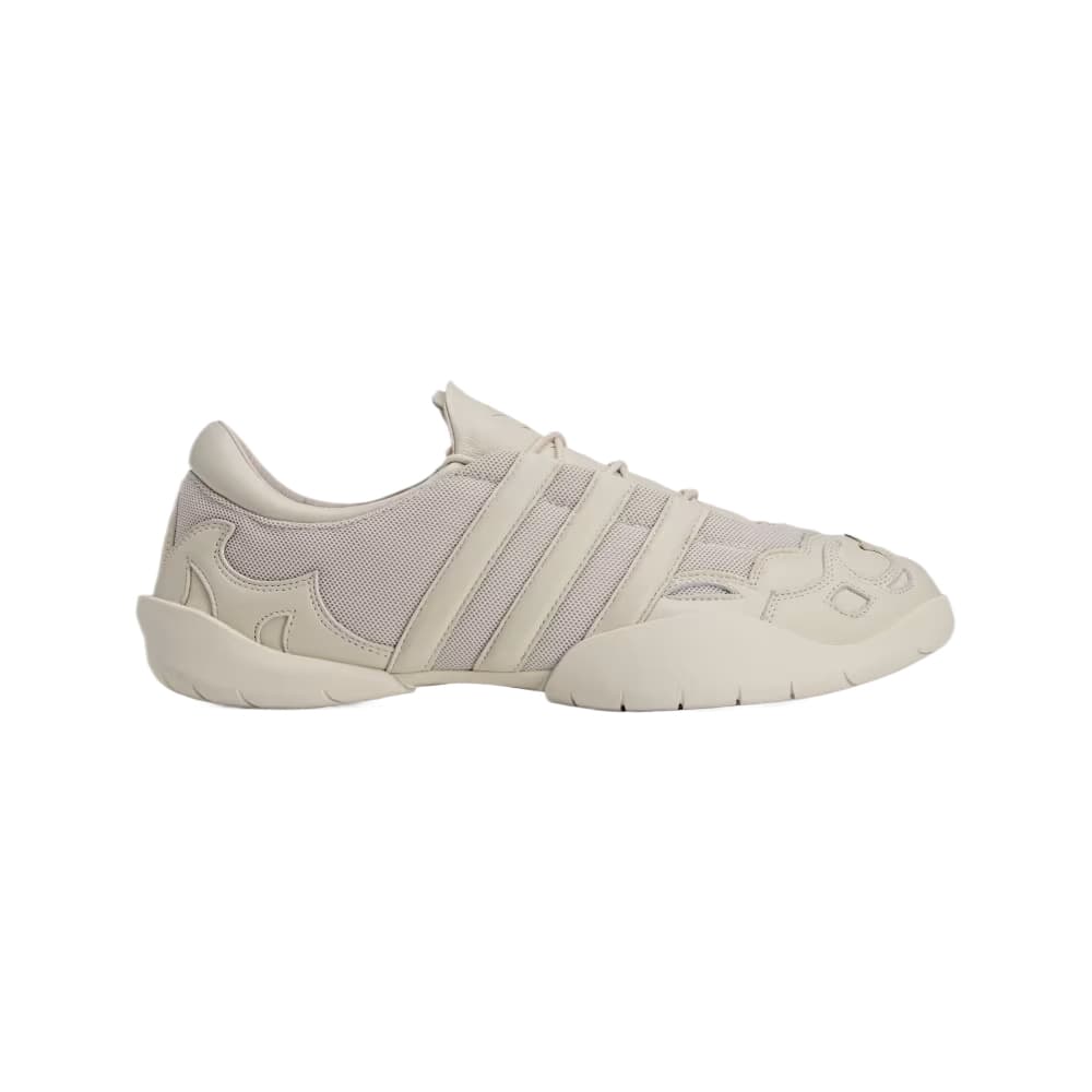Кроссовки Y-3 Regu 2002 - изображение 2