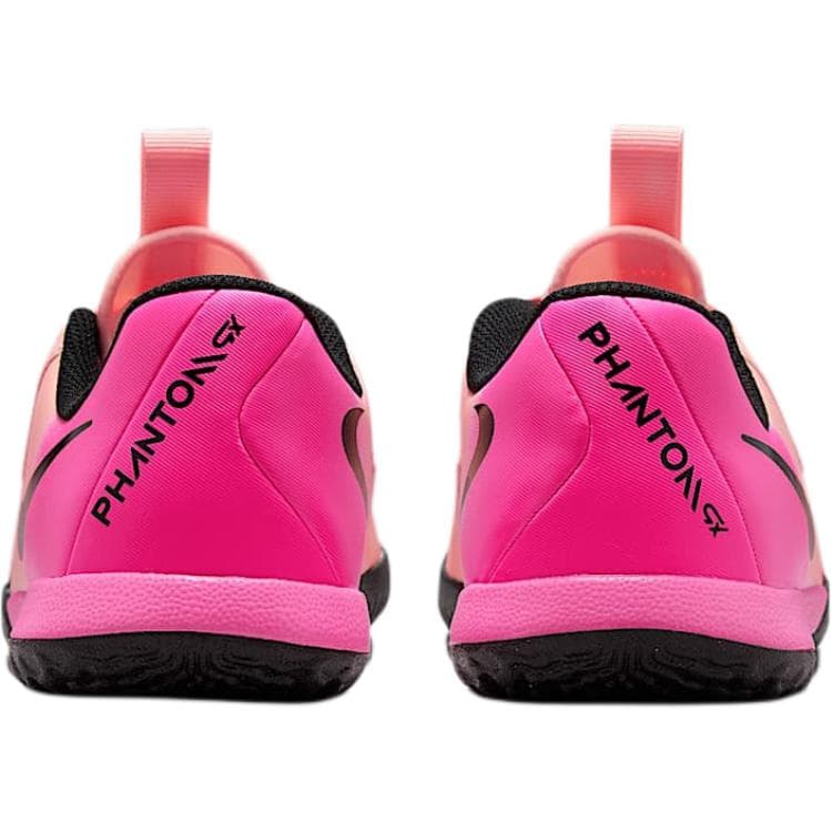 Бутсы Nike Jr. Phantom GX 2 Academy противоскользящие низкие футбольные бутсы розовые для детей - изображение 5