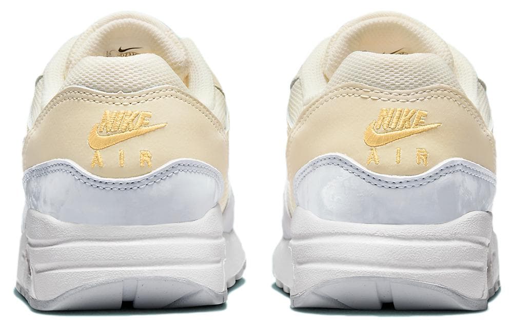 Кроссовки Nike Air Max 1 - изображение 4
