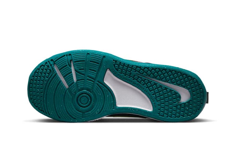 Кроссовки Nike Omni Multi-Court - изображение 4