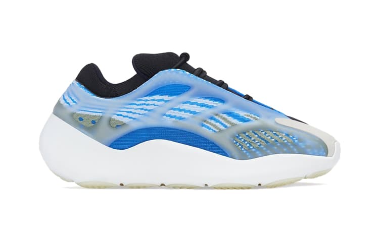 Кроссовки adidas originals Yeezy boost 700 V3 PU - изображение 3