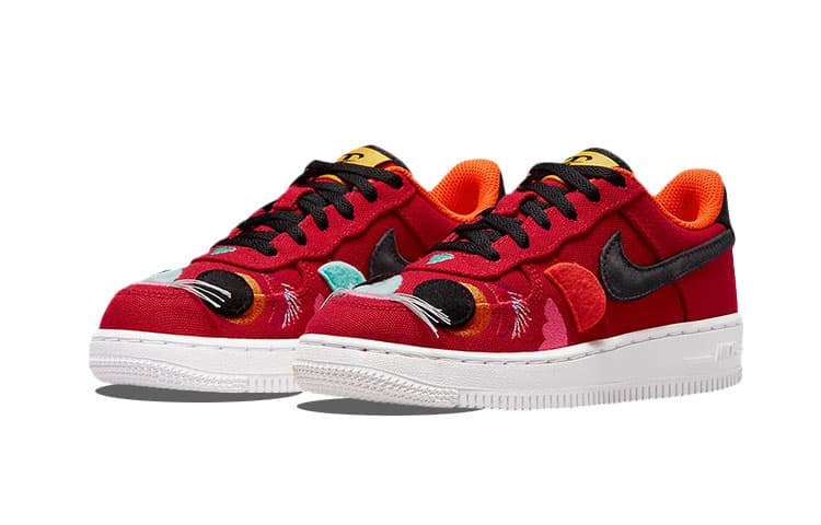 Кроссовки Nike Air Force 1 LV8 "Lion Dance" - изображение 3