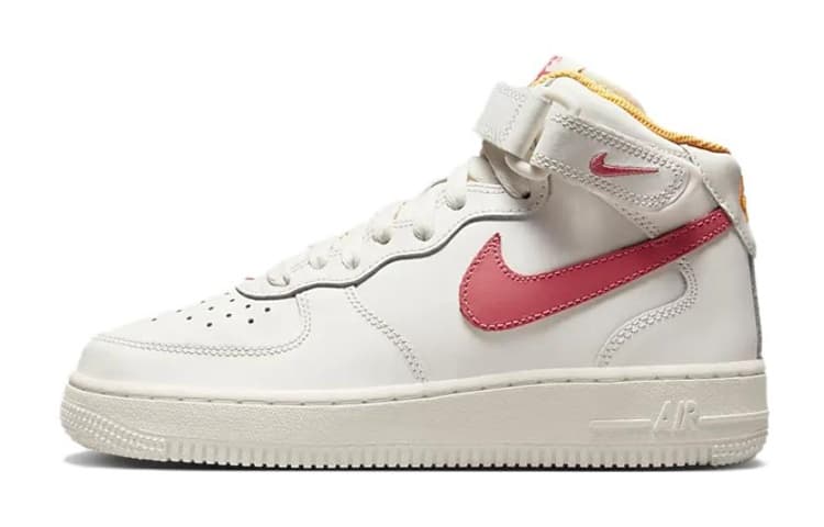 Кроссовки Nike Air Force 1 LE GS - изображение 1