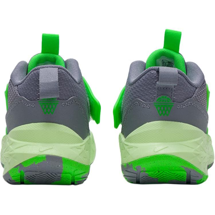 Кроссовки NIKE Team Hustle D 12 Low Топ Kids Lifestyle Shoes Серо-зеленый - изображение 4