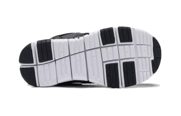 Кроссовки Nike Dynamo Free - изображение 6