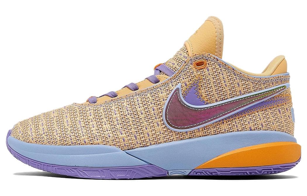 Кроссовки для баскетбола Nike LeBron 20 20 "Celestial Gold" GS - изображение 1