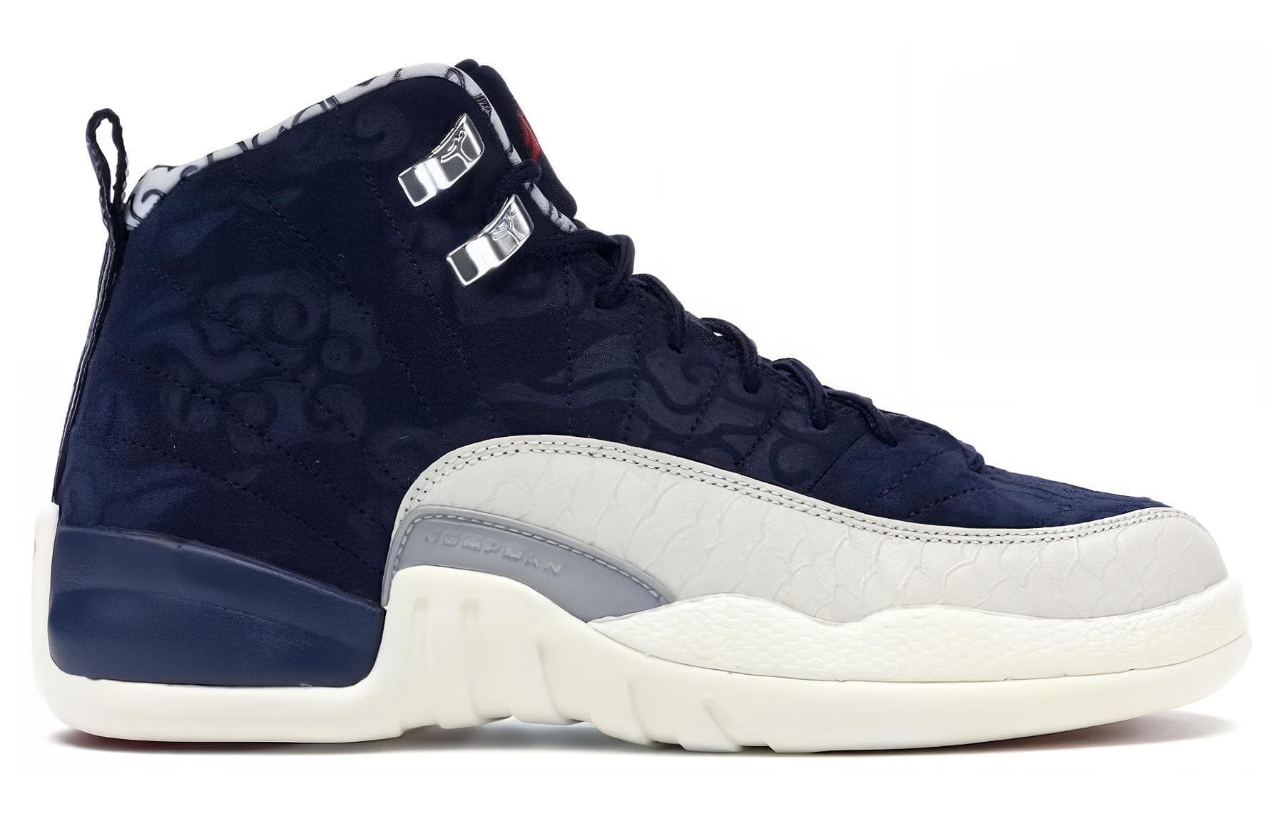 Кроссовки для баскетбола Jordan Air Jordan 12 Retro International Flight BV8017-445 GS - изображение 4