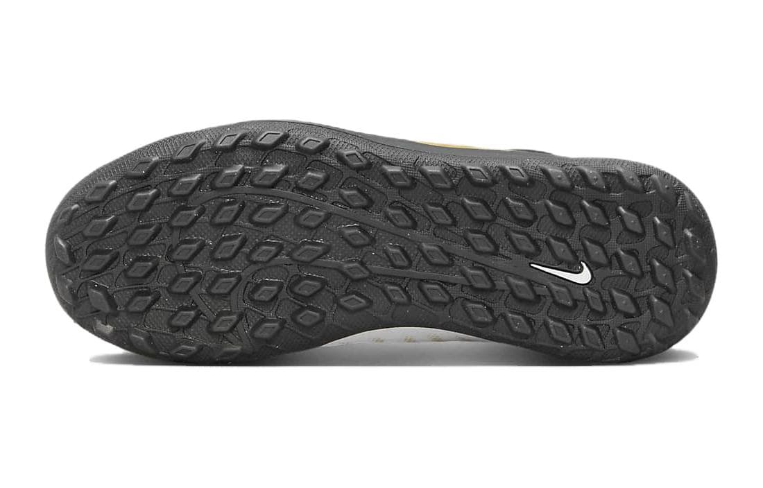 Nike Jr Phantom Luna II Club TF - изображение 3