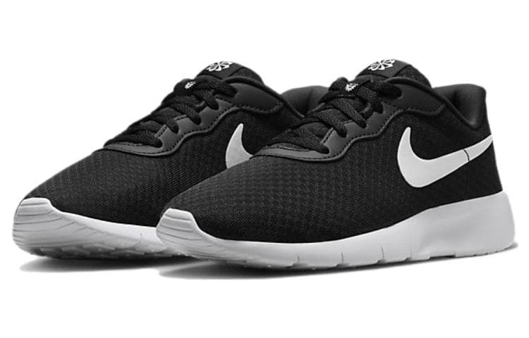 Кроссовки Nike Tanjun - изображение 3