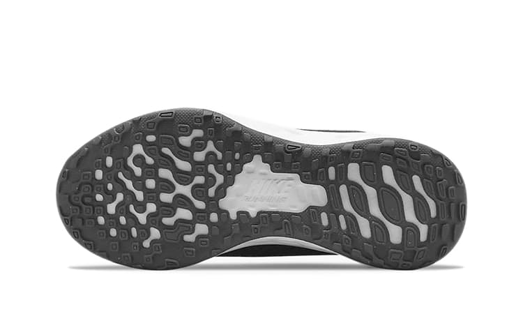 Кроссовки Nike REVOLUTION 6 - изображение 7
