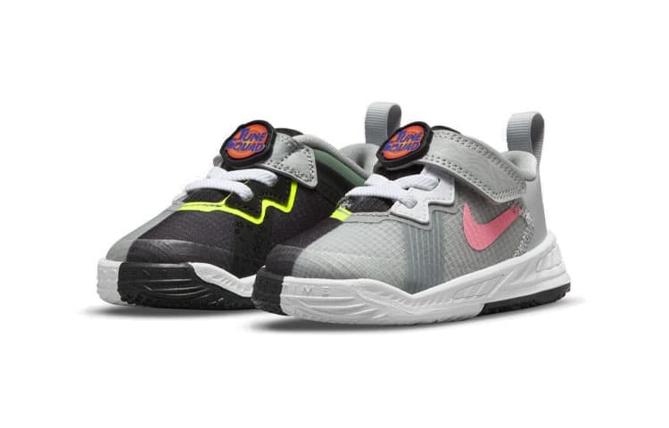 Кроссовки Space Jam x Nike LeBron 18 Low "Bugs Bunny x Marvin The Martian" 18 - изображение 4