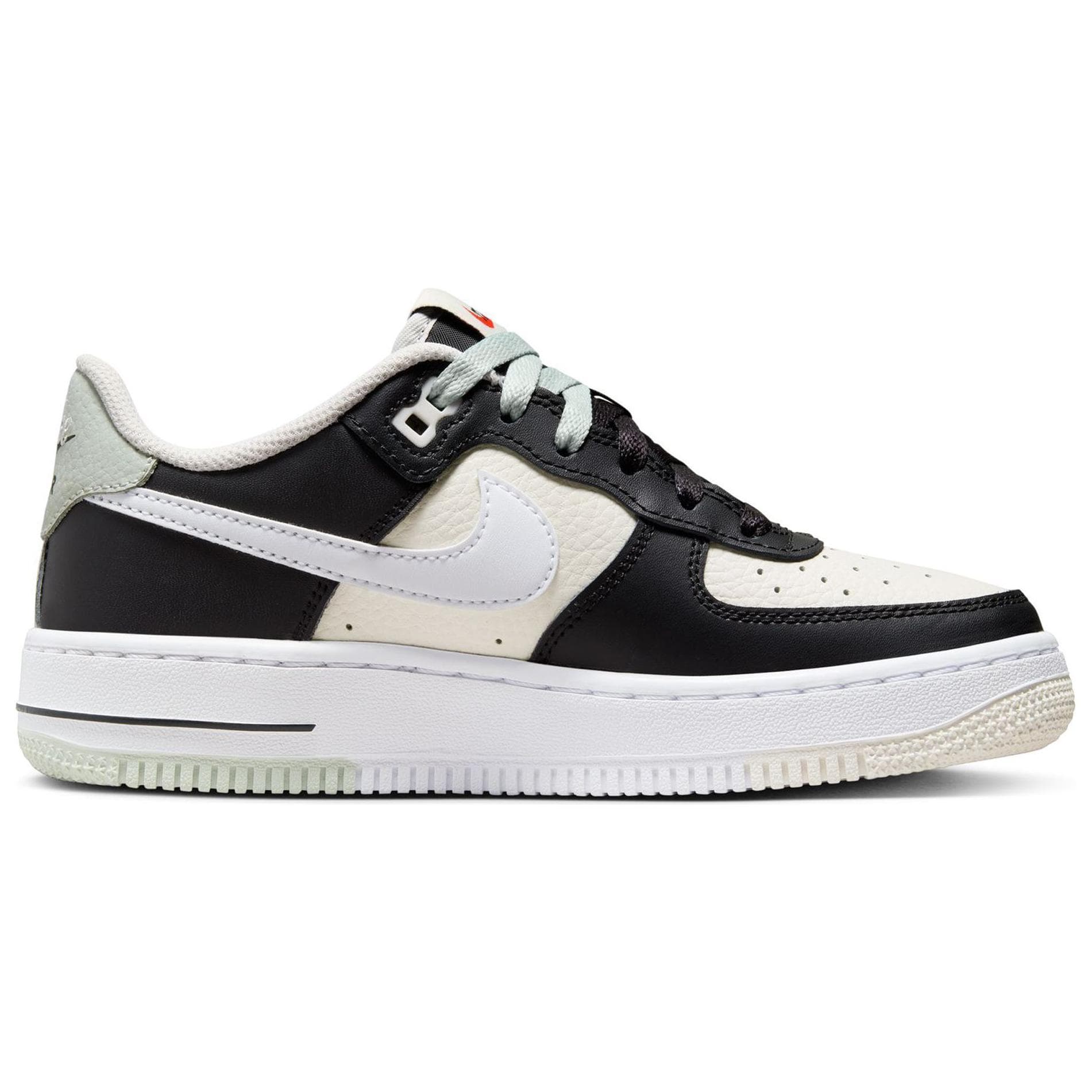 Кроссовки Nike Air Force 1 - изображение 2