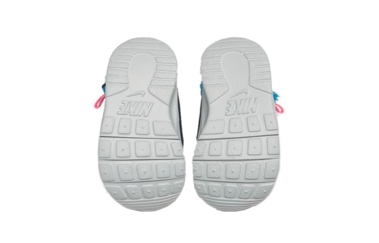 Кроссовки Nike Tanjun - изображение 6