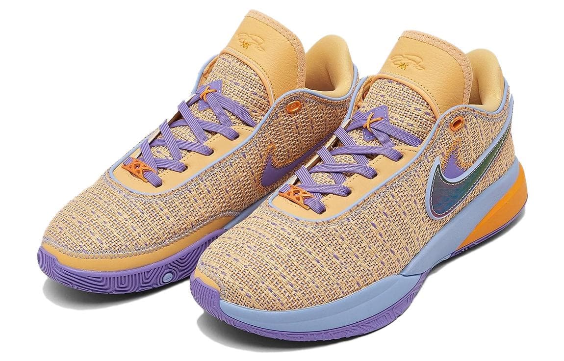 Кроссовки для баскетбола Nike LeBron 20 20 "Celestial Gold" GS - изображение 2