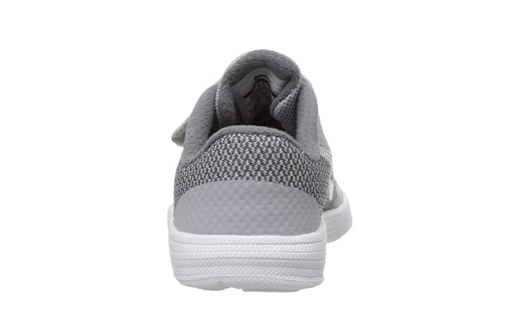 Кроссовки Nike REVOLUTION 3 - изображение 4