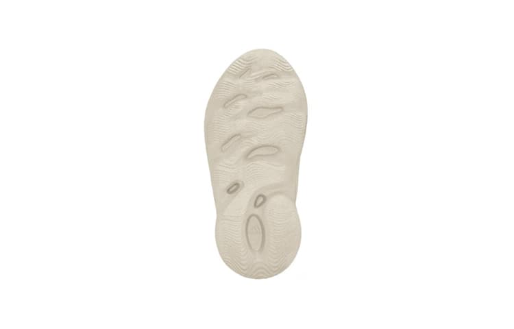 Кроссовки adidas originals Yeezy Foam Runner Sand - изображение 7