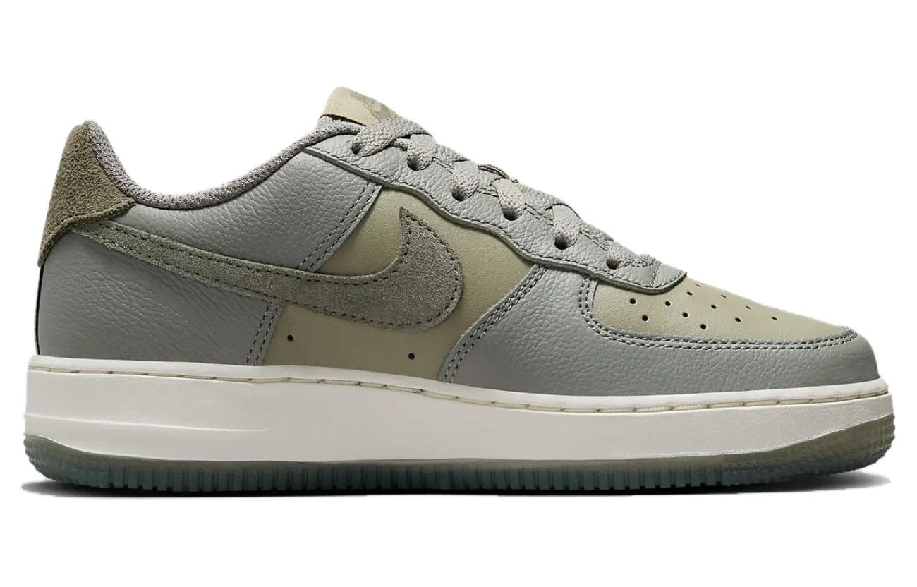Кроссовки Nike Air Force 1 Low GS - изображение 4