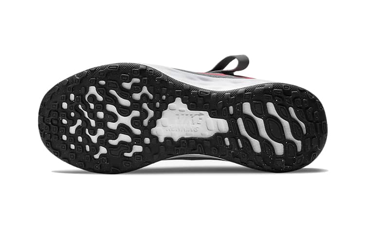 Кроссовки Nike REVOLUTION 6 FlyEase - изображение 7