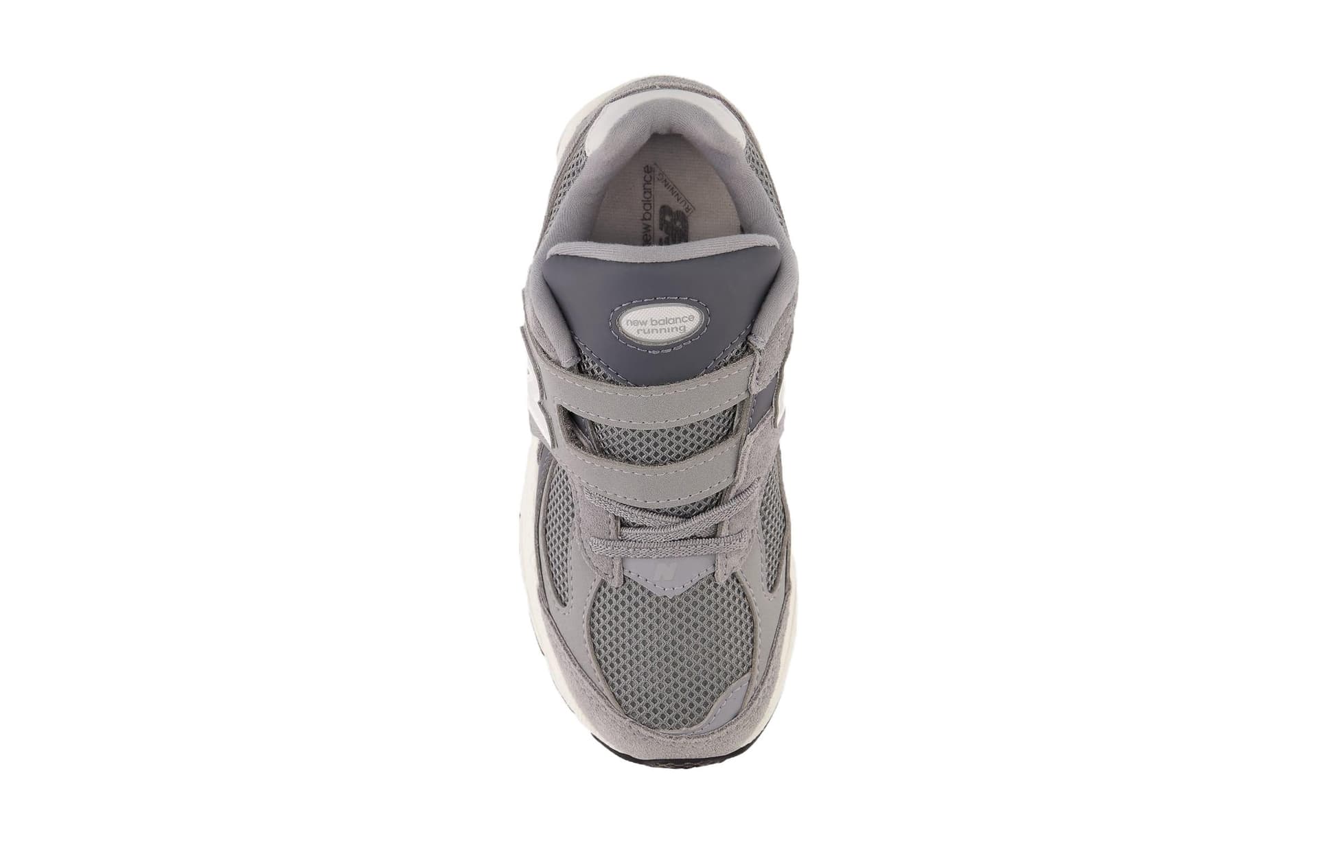 Кроссовки New Balance NB 2002R - изображение 3