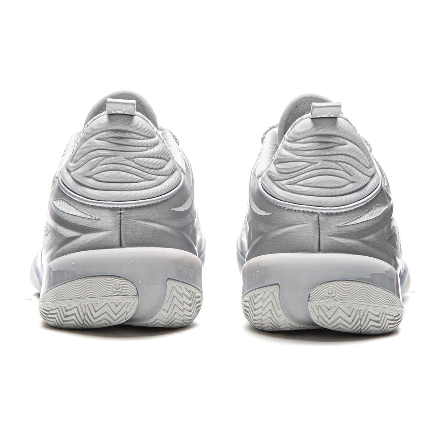 Кроссовки для баскетбола Li-Ning Wade 808 5 Ultra v2 Silver, технология Ultra Bounce, легкий, гибкий, стабильный, поддержка, покрытие, антискручивание, амортизация, противоскользящий, износостойкий, дышащий, отскок, сцепление, лоу-топы, баскетбольные кроссовки, мужской - изображение 4