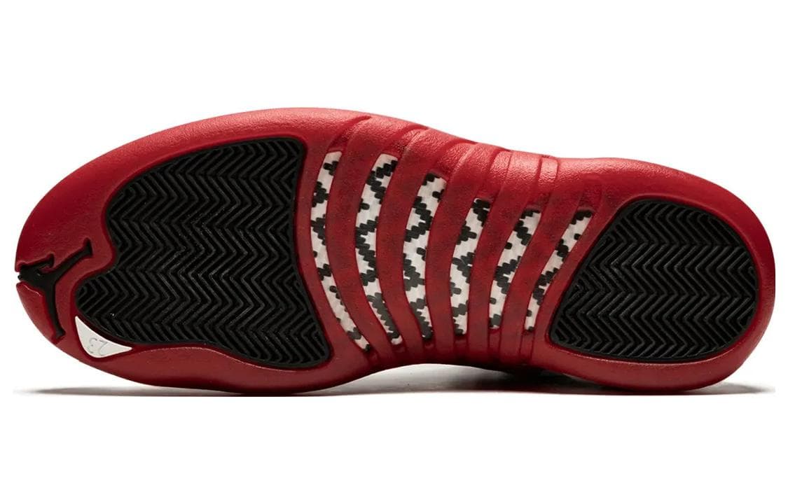 Ретро баскетбольные кроссовки Jordan Air Jordan 12 "Cherry" GS - изображение 5