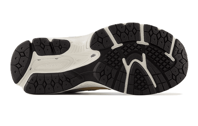 Кроссовки New Balance NB 2002R - изображение 5
