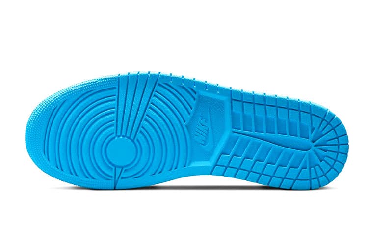 Кроссовки для баскетбола Air Jordan 1 Retro Low OG "UNC" (GS) - изображение 5