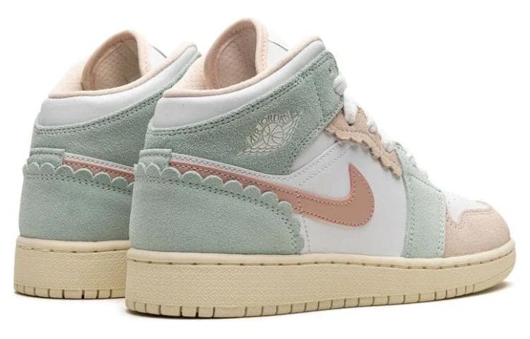 Кроссовки для баскетбола Jordan Air Jordan 1 Mid SE "Pink Oxford" - изображение 3