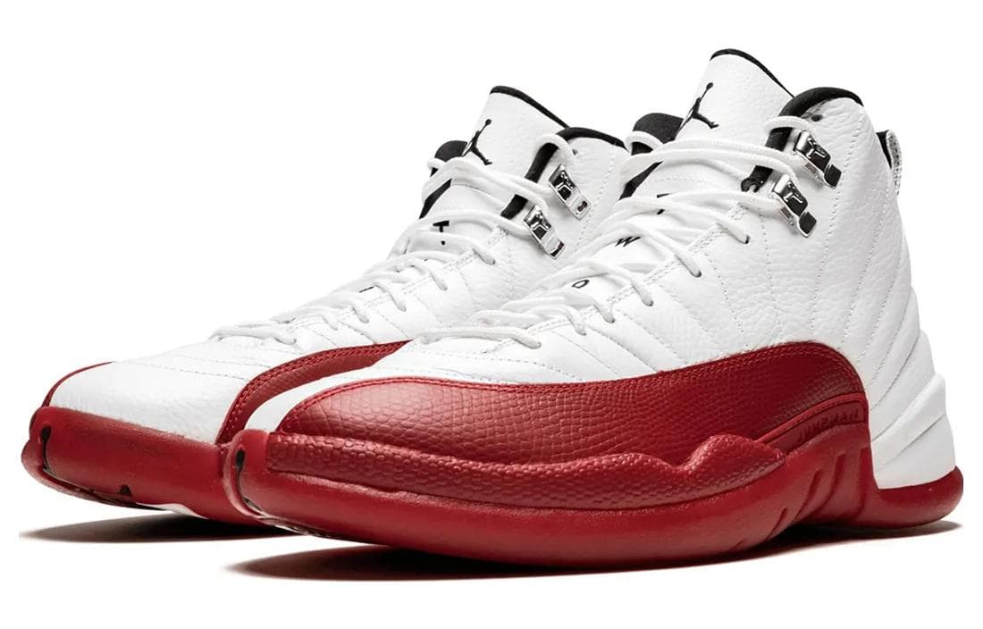 Ретро баскетбольные кроссовки Jordan Air Jordan 12 "Cherry" GS - изображение 3