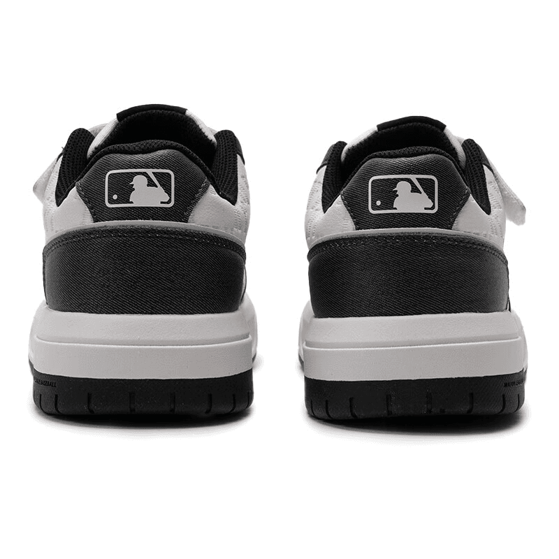 Кроссовки MLB New York Yankees Chunky Liner Анти-KICK Амортизация Баланс Низкий Топ Детские Скейтбординги Черный Белый Детский - изображение 4