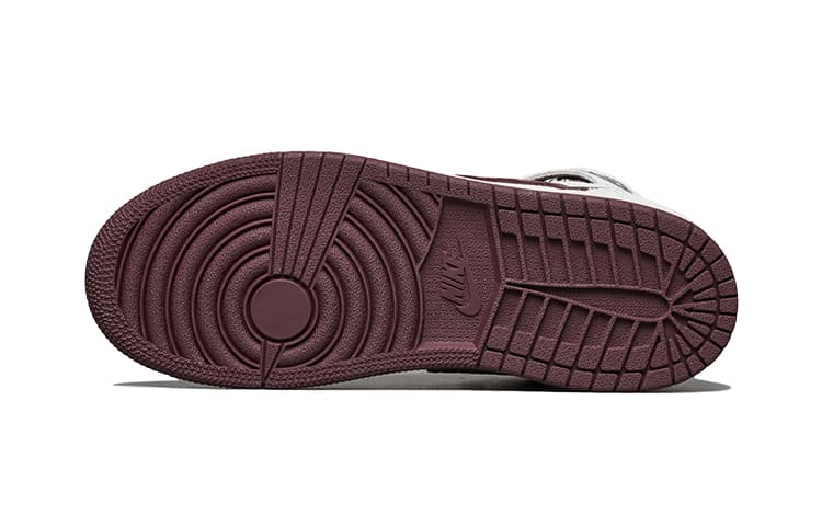 Кроссовки для баскетбола A Ma Manire x Jordan Air Jordan 1 retro high og sp "sail and burgundy" - изображение 8