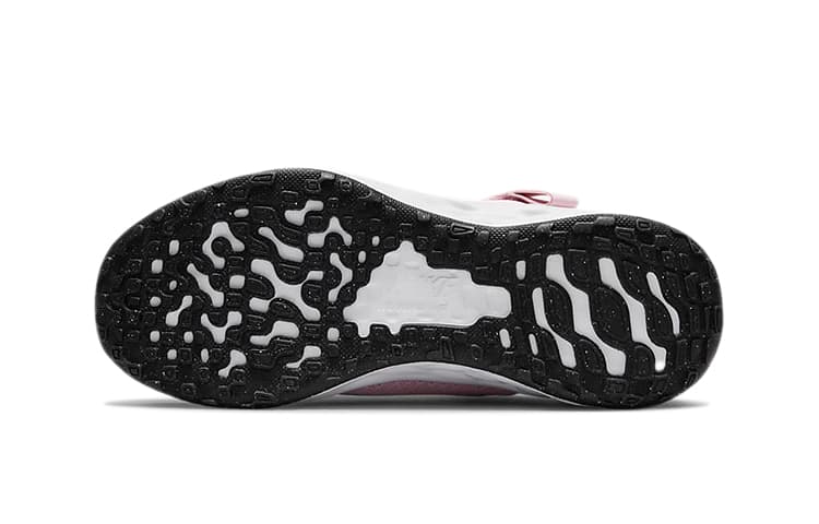 Кроссовки Nike REVOLUTION 6 FlyEase - изображение 8